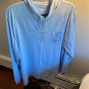 Vineyard vine sweater